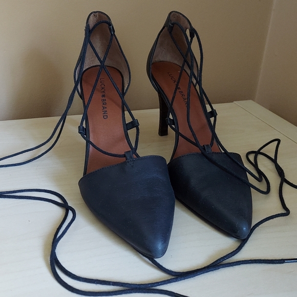Lucky Brand Sabreena lace up heels - Picture 1 of 8